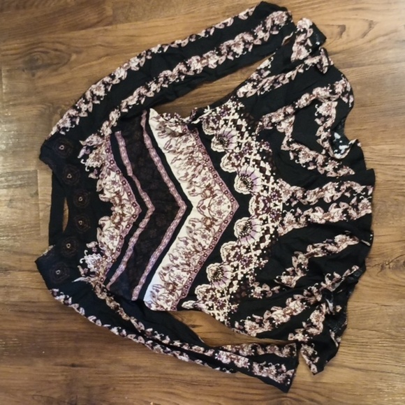 Free People Black and Cream Boho Keyhole Tunic GGG - Picture 1 of 6